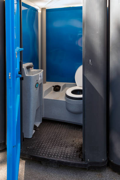 Best Emergency porta potty rental  in Jasmine Estates, FL